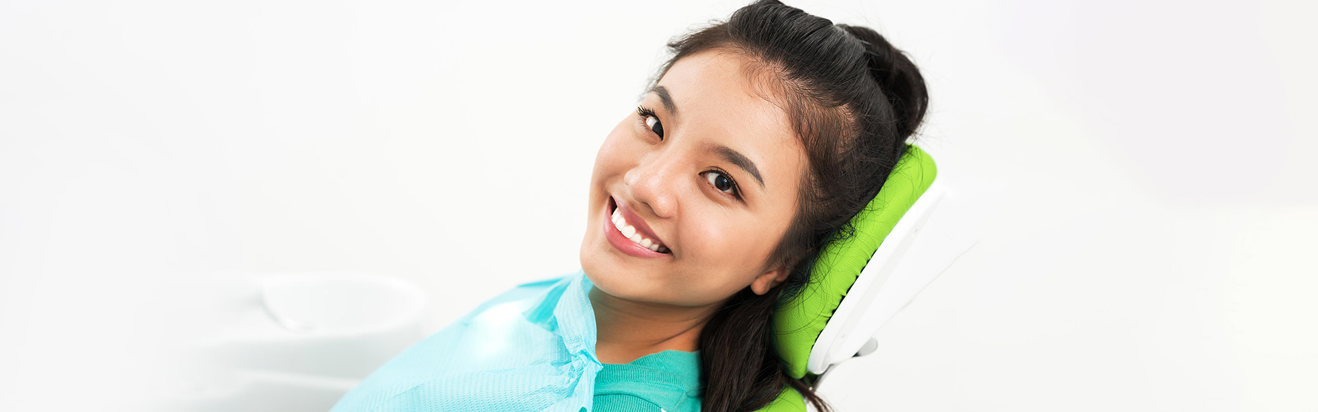 What Can a Cosmetic Dental Office Do for You?